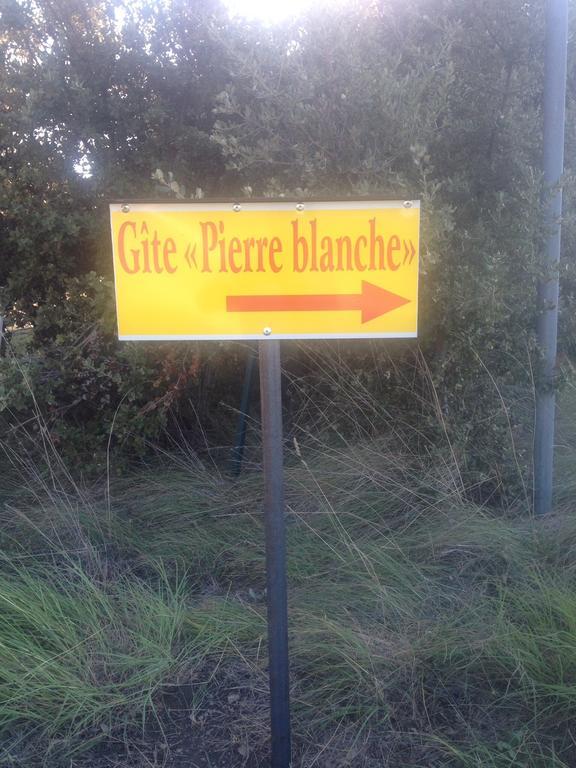Gîte Pierre Blanche Visan Chambre photo